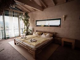 Haus Samoa With Private Terrace, Views