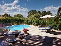 Sea View Villa in Prinès with Private Pool near Rethymnon