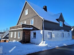 Ferienhaus in Winterberg- Atlastenberg