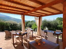 Tranquil Assisi Cottage
