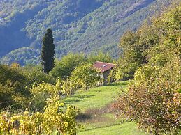 Cottage in Casoli Near Ski Slopes