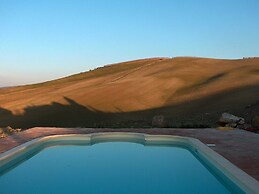 Charming Tuscan Farmhouse