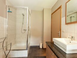 Elegant Villa in Bomal