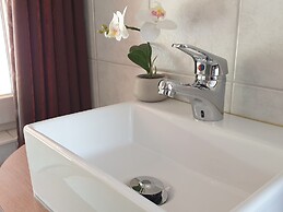 Elegant Villa in Bomal