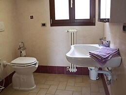 Rural Retreat in Sassoleone
