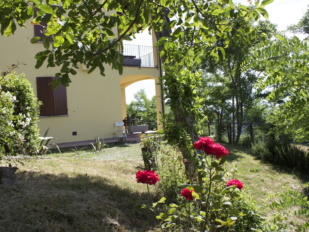 Rural Retreat in Sassoleone