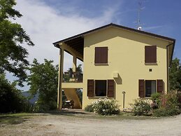 Rural Retreat in Sassoleone