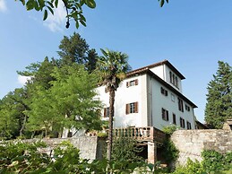 Charming Villa With Pool in Florence