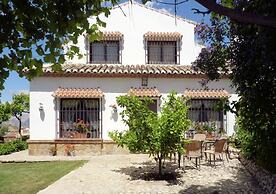 Countryside Cottage With Pool