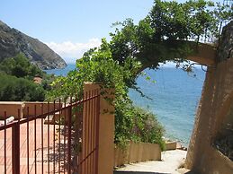 Mansion in Capo Vaticano With Sea Views