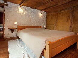 Heritage Holiday Home in Roumont