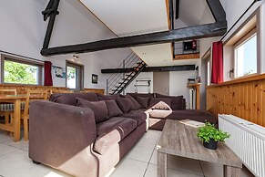 Spacious Countryside Farm Stay