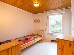 Spacious Group Home near Winterberg & Willingen with Private Garden