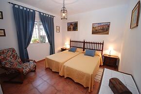 Villa in Mijas With Private Pool
