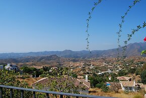 Villa in Mijas With Private Pool