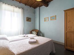 Scenic Stay Near Florence