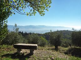Scenic Stay Near Florence