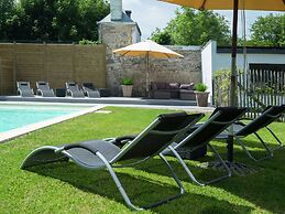 Namur Mansion by the Meus