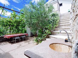 Relax & Explore in Dalmatia