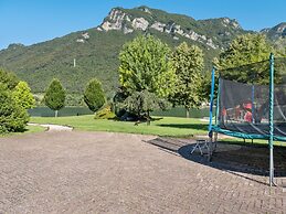 Apartment on Lake Idro With Pool
