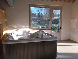 Apartment in Todi With Pool and Garden