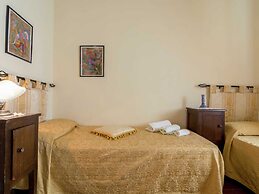 Apartment in Todi With Pool and Garden