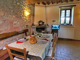 Apartment in Todi With Pool & History