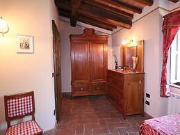 Apartment in Todi With Pool & History