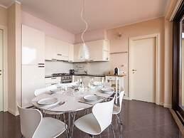 Apartment in Oggebbio With Pool & Terrace
