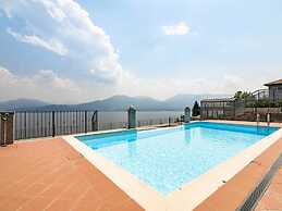 Apartment in Oggebbio With Pool & Terrace