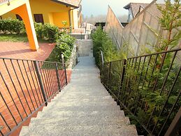 Apartment in Oggebbio With Pool & Terrace