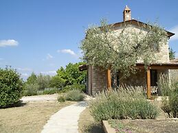 Villa in Umbertide With Pool and Garden