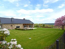 Beautiful Stone Cottage With Panoramic Views