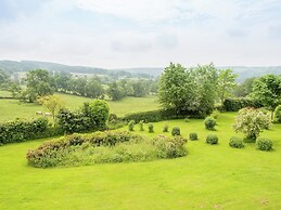 Farm With Lovely Panoramic Views