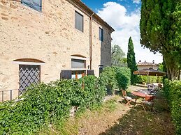 Countryside Cottage With Garden
