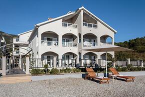 Apartments Mala Laguna