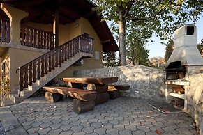 Vineyard Cottage Brodaric