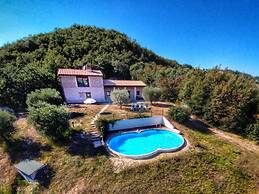 Holiday Home With Pool Near Assisi