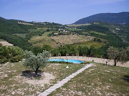 Holiday Home With Pool Near Assisi