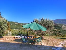 Holiday Home With Pool Near Assisi