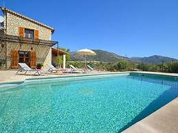 Villa in Mallorca Near the Beach