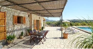 Villa in Mallorca Near the Beach