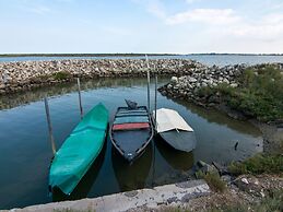 Expansive Apartment in Rosolina Mare near Beach