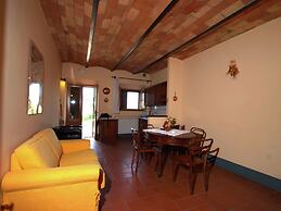 Peaceful Pienza Garden Escape