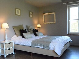 Forest Cottage, Jehonville