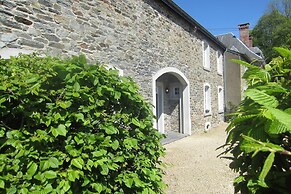 Spacious Family Villa, Offagne