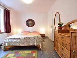 Lavish Apartment in Klütz near Beach
