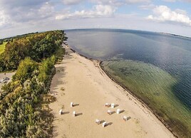 Lavish Apartment in Klütz near Beach