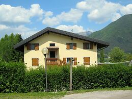 Lakeside Escape in Ledro