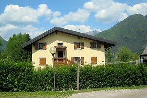 Lakeside Escape in Ledro